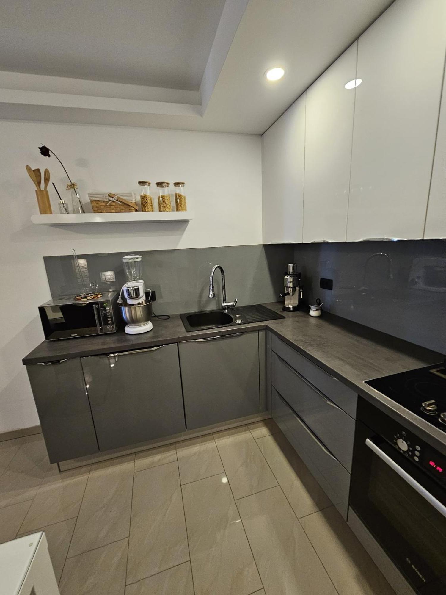 Apartman Marko2 ชิเบนิก ภายนอก รูปภาพ