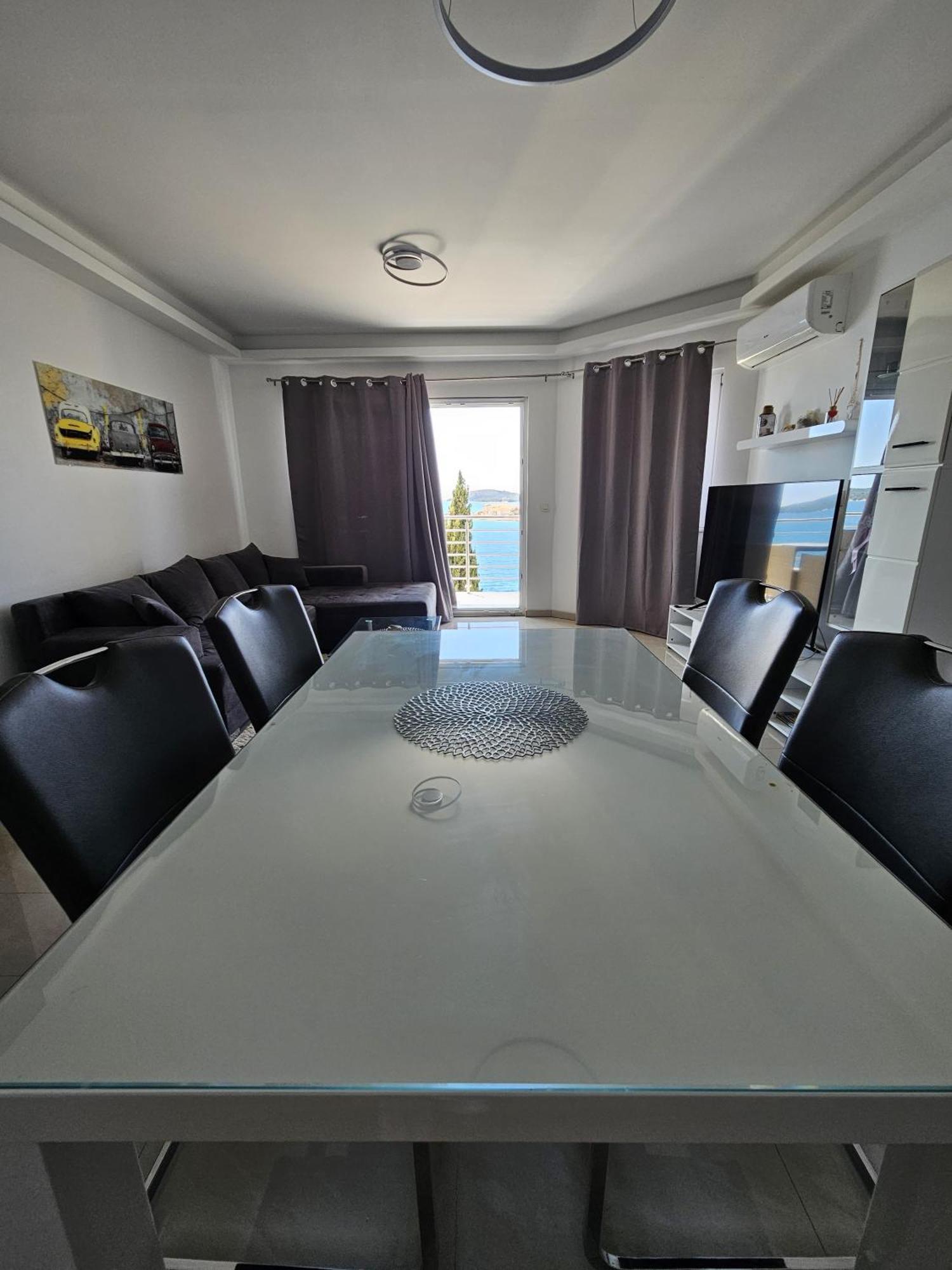 Apartman Marko2 ชิเบนิก ภายนอก รูปภาพ